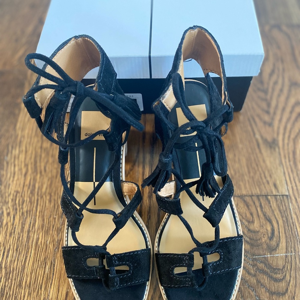 Dolce Vita Mindi size 7 lace block heels